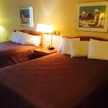 Forty Club Inn Deerwood エクステリア 写真